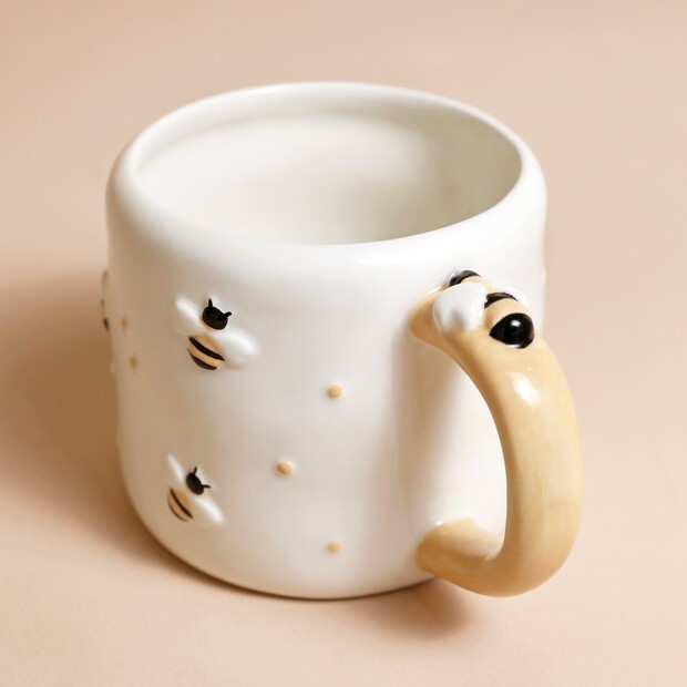 Textured Ceramic Bee Mug Kitchenware Lisa Angel