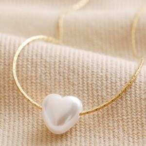 Pearl Heart Pendant Necklace Gold