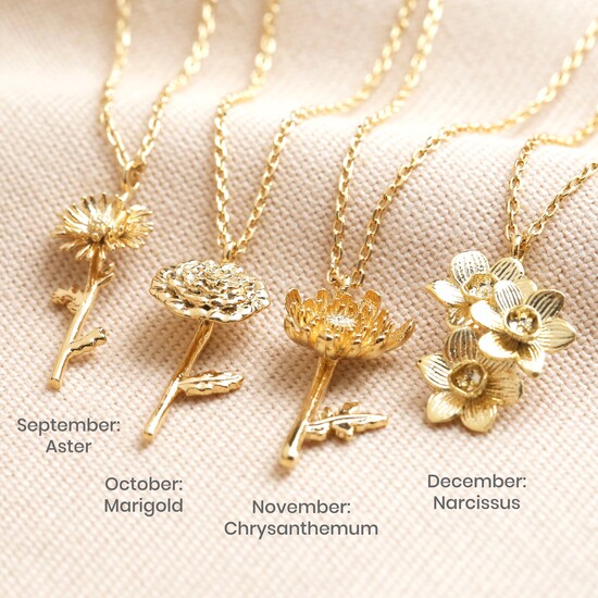 November Chrysanthemum Birthflower necklace in Gold