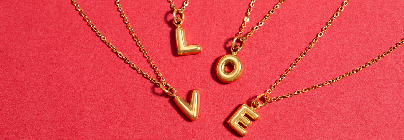 Gift a Special Boyfriend or Girlfriend Something Personalised or Meaningful for Your First Valentine's Day