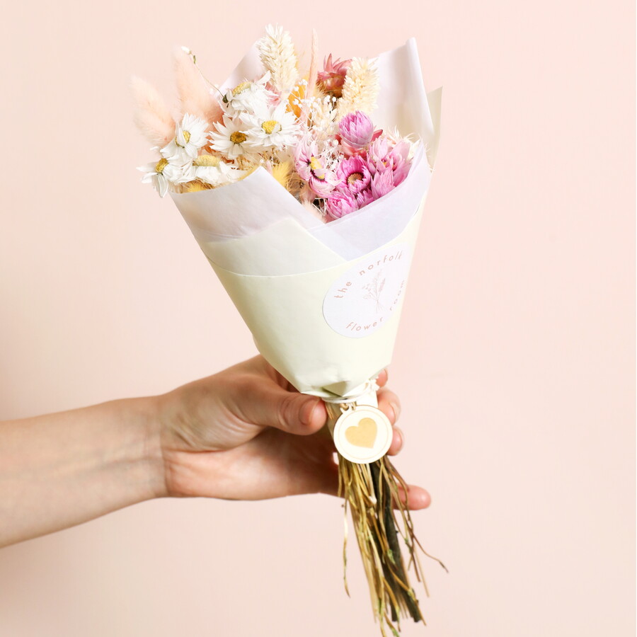This Blushing Peach Dried Flower Posy Bunch is Perfect for Alternative Easter Gifting as it Still Gives Hints of Spring Without Being Easter Themed