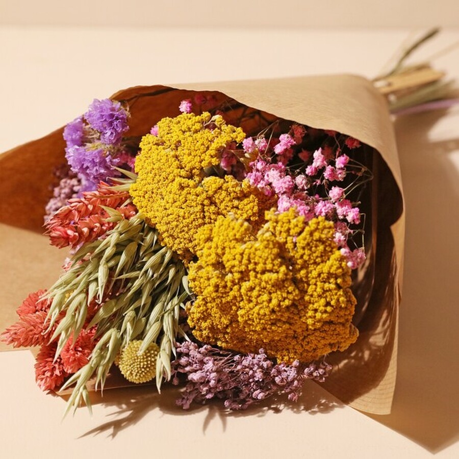 Dried Flowers Are The Perfect Easter Egg Alternative for Adults