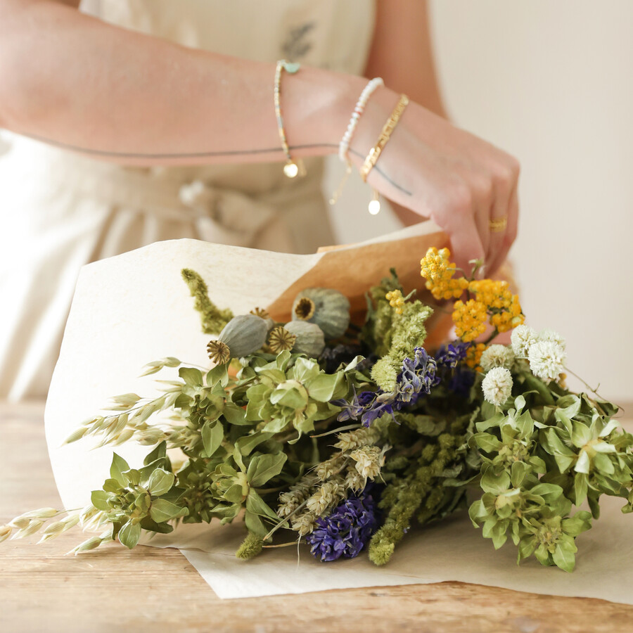 Carefully Arrange Your Dried Flower Bouquet in a Permanent Spot