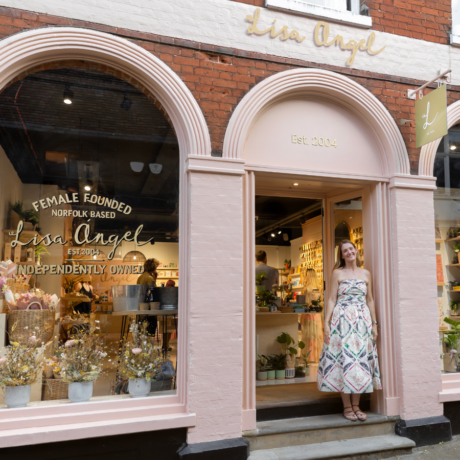 Lisa Angel's Brand New Store in Woodbridge