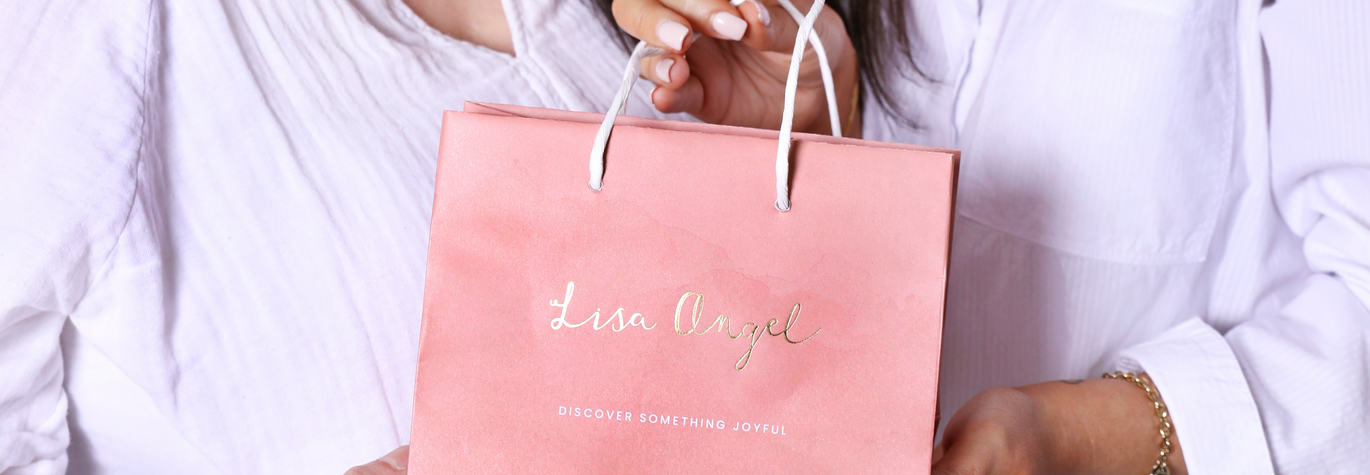 Explore Our Gifts for Aunts Edit for a Wealth of Wonderful Ideas for Treating an Amazing Aunty to Something Special