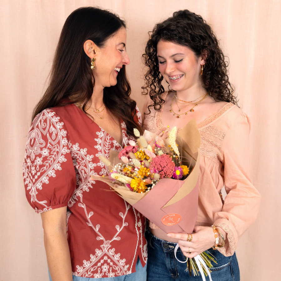 Dried Flowers Make a Great Sustainable and Long Lasting Gift for a Special Daughter