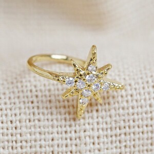Gold shooting star earcuff
