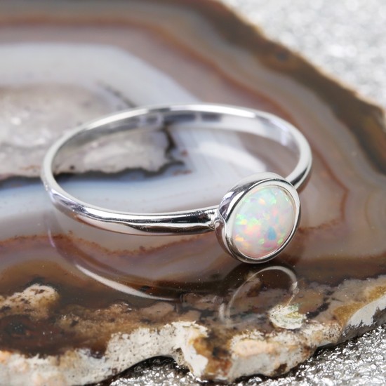 Sterling Silver and Round Opal Ring - Medium/Large