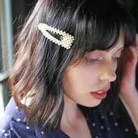 Large Pearl Cluster Hair Clip in Gold