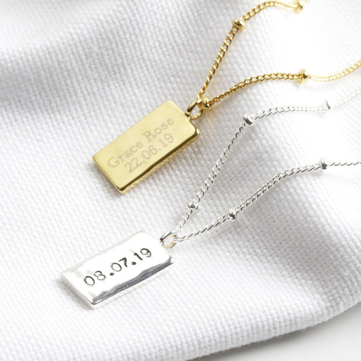 Small engraved necklace outlet