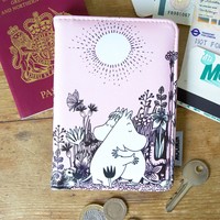 House of Disaster Moomin Love Passport Holder