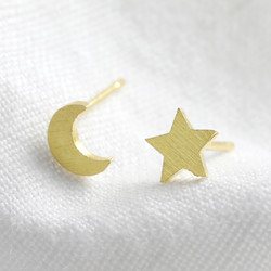 Mismatched Star and Moon Stud Earrings in Gold