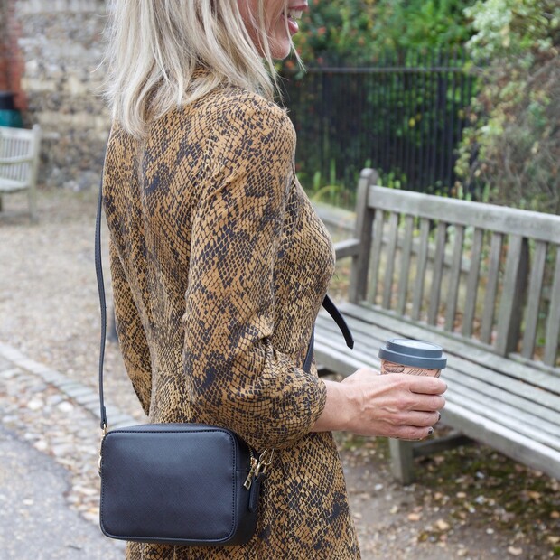 Rectangular Crossbody Bag in Black | Lisa Angel