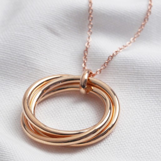 Large Triple Linked Ring Necklace In Rose Gold Lisa Angel - Ladies Gold Pendant Necklaces Large Triple Linked Ring Necklace In Rose Gold Lisa Angel - Ladies Gold Pendant Necklaces