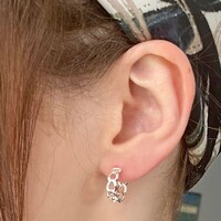 Chain Huggie Hoop Earrings in Silver
