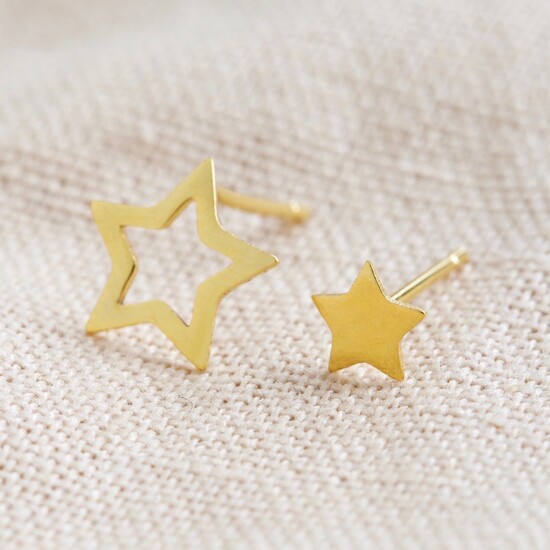 Mismatched Star Stud Earrings in Gold