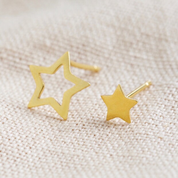 Mismatched Star Stud Earrings in Gold Mismatched Star Stud Earrings in Gold