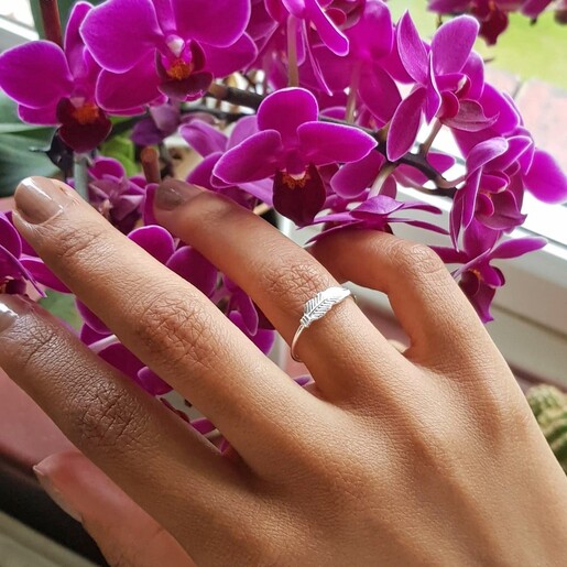 Ladies' Sterling Silver Feather Ring on Model