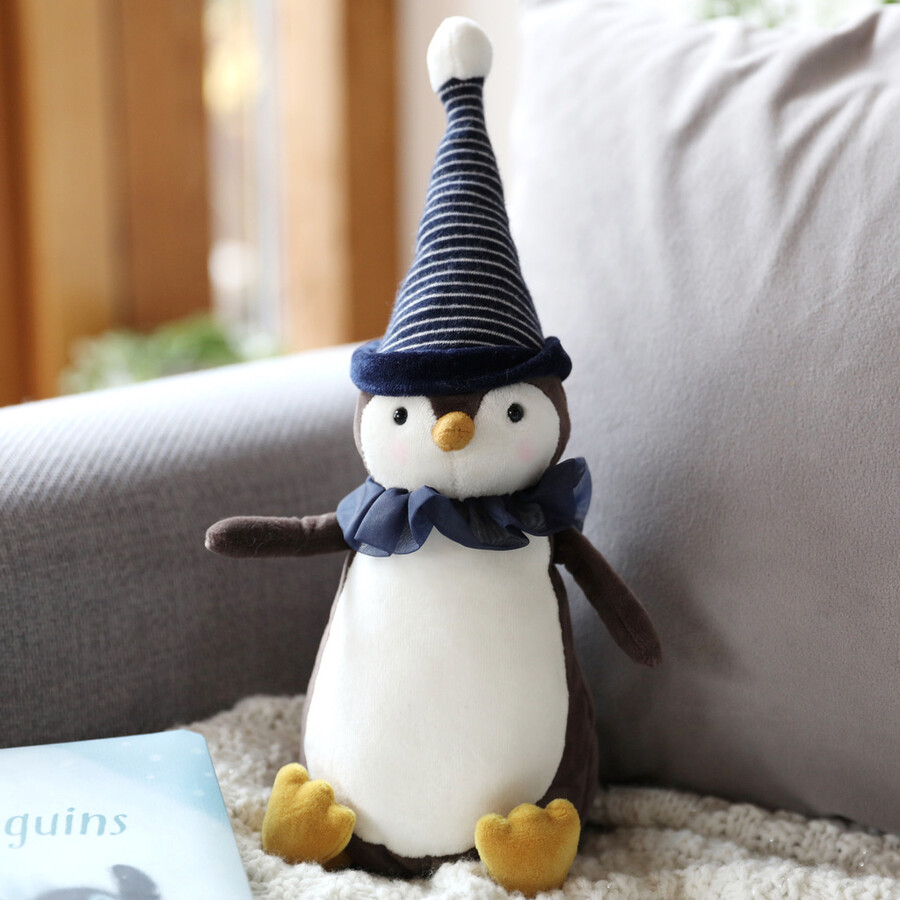 bashful bobble hat penguin