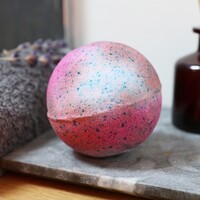 Mad Beauty Cherry Galaxy Bath Fizzer