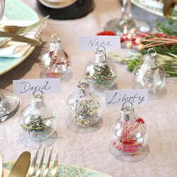 Set of 6 Christmas Bauble Dried Flower Place Card Holders