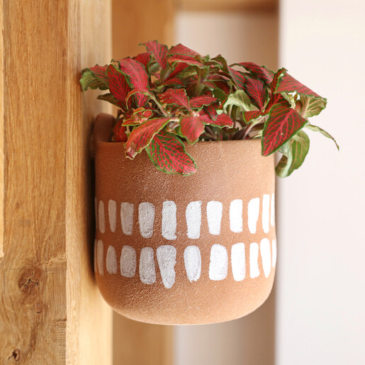 Lisa Angel Terracotta Hangable Planter