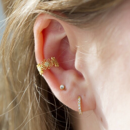 Daisy Ear Cuff in Gold Jewellery Lisa Angel