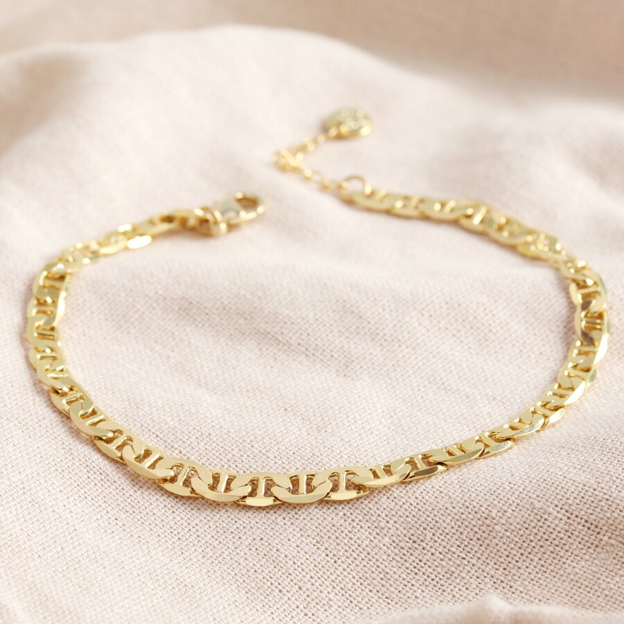 Flat Figaro Chain Anklet in Gold | Lisa 