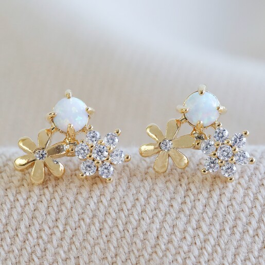 Double Flower Stud Earrings Double Flower Stud Earrings with Opal in Gold