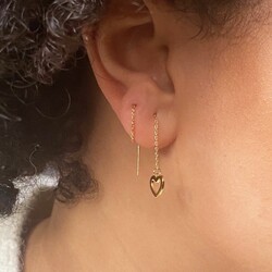 Thread Through Mismatched Heart Earrings in Gold