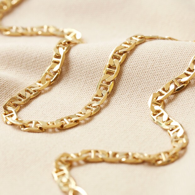 Flat Figaro Chain Necklace in Gold