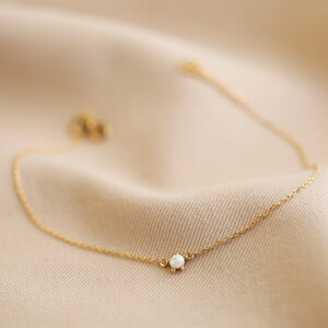 Opal Turtle anklet in Gold