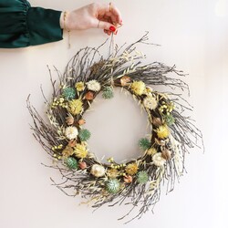Spring Twig Dried Flower Wreath