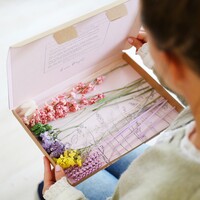 Pastel Cut Dried Flowers Letterbox Gift