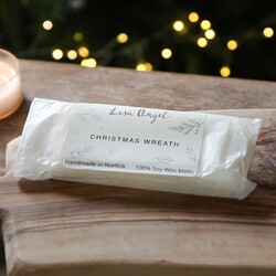 Lisa Angel Christmas Wreath Soy Wax Melts