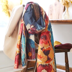 Powder Hare Print Luxurious Scarf