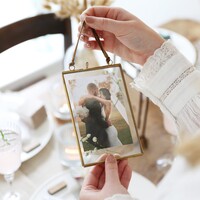 Brass 9.5cm x 14.5cm Hanging Frame