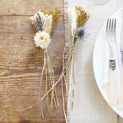 Set of Blue and Gold Dried Flower Place Settings