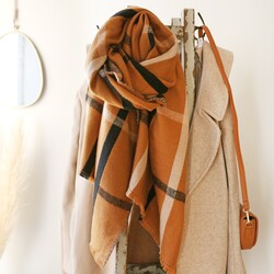 Check Blanket Scarf in Light Brown