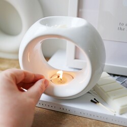Round White Ceramic Wax Melt Burner