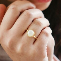Adjustable Mother of Pearl Stone Ring in Gold
