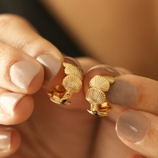 Gold Seashell Earrings For Sale at 1stDibs | seashell clip on earrings, gold  shell earrings, shell clip on earrings