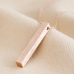 Bar Pendant Necklace in Rose Gold