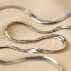 Herringbone Chain Necklace in Silver