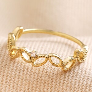 Leaf and Crystal Ring in Gold - L/XL