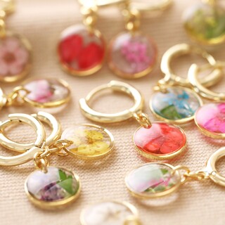 Pressed Birth Flower Huggie Hoop Earrings in Gold