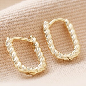 Rope Oval Huggie Hoop Earrings in Gold