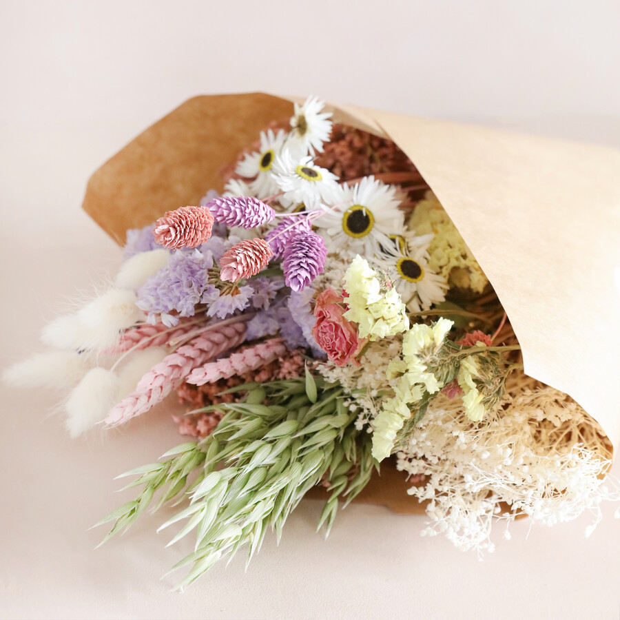 Pastel Market Style Dried Flower Bouquet | Lisa Angel