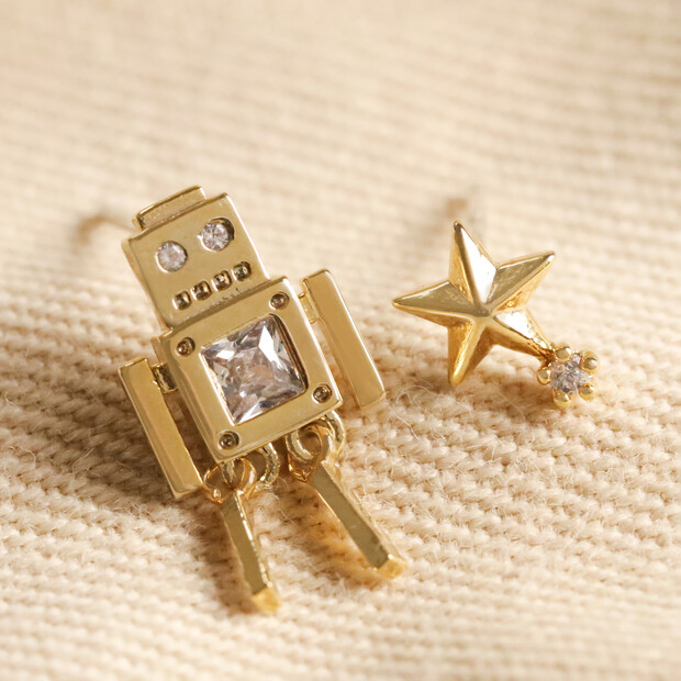 Mismatched Robot and Star Stud Earrings in Gold Mismatched Robot and Star Stud Earrings in Gold