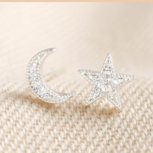 Discover 152+ star and moon earrings studs latest